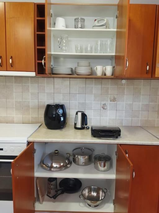 Eirini Apartment Кефалос Екстериор снимка