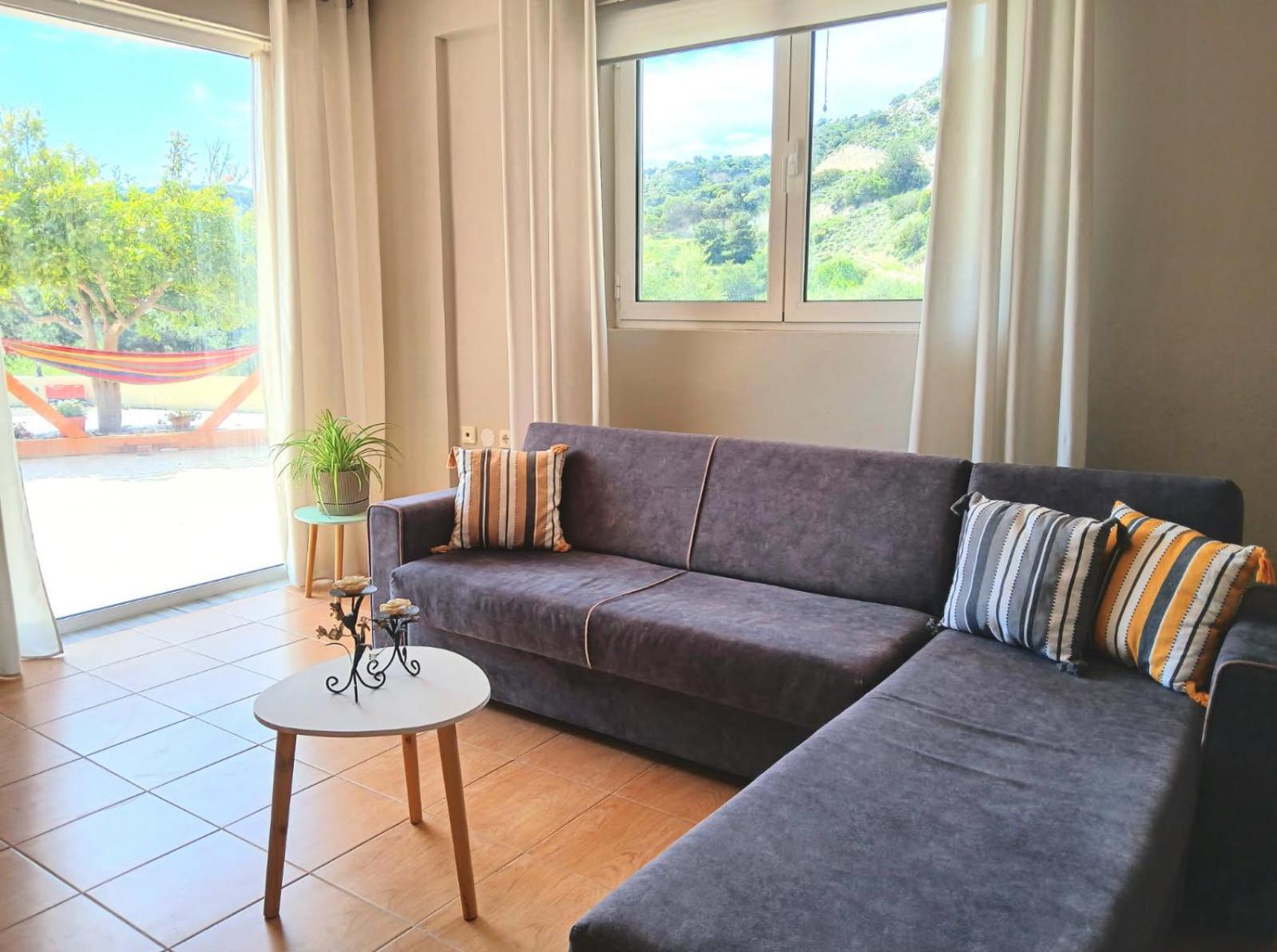 Eirini Apartment Кефалос Екстериор снимка